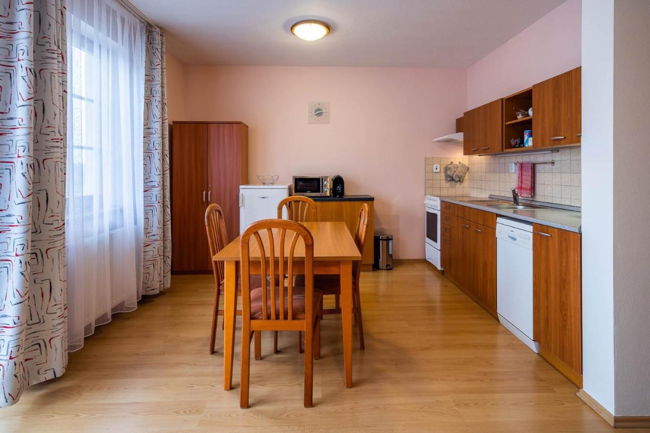 Apartman Eliska Třeboň Exterior foto